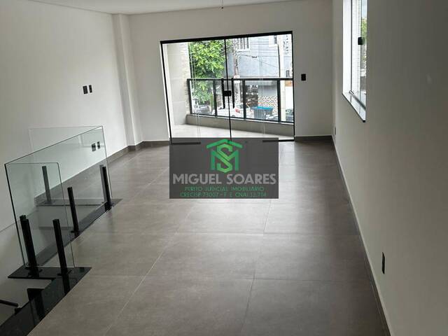 #AP865 - Casa para Venda em Santos - SP - 1