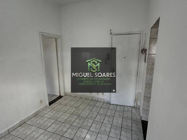 Apartamento para Venda em Santos - 4