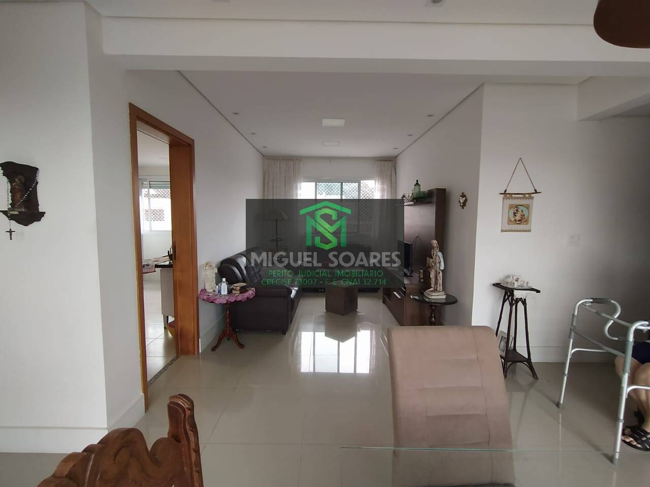 Apartamento à venda e aluguel com 3 quartos, 130m² - Foto 3