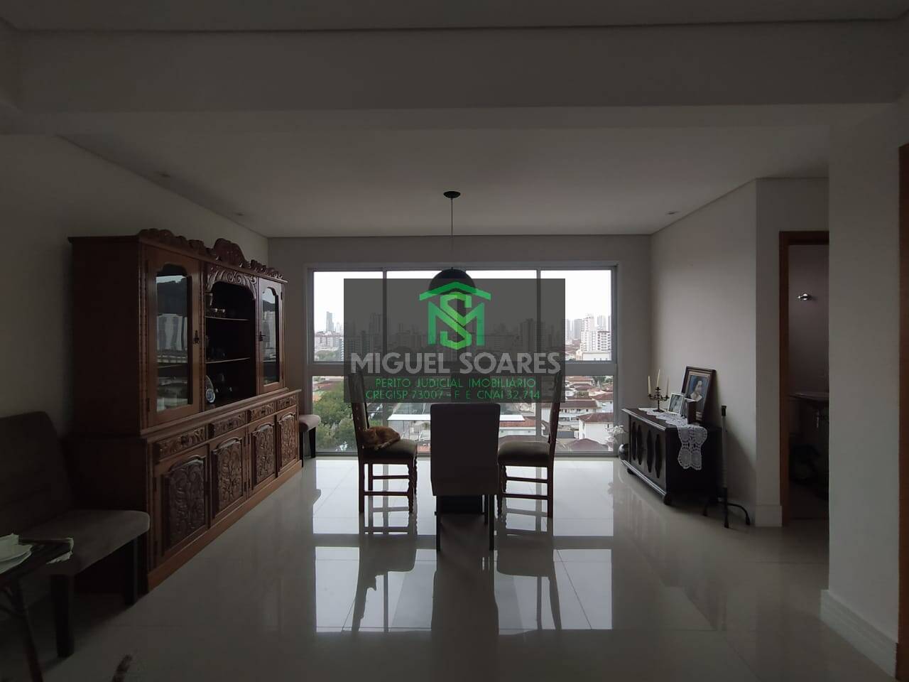 Apartamento à venda e aluguel com 3 quartos, 130m² - Foto 2