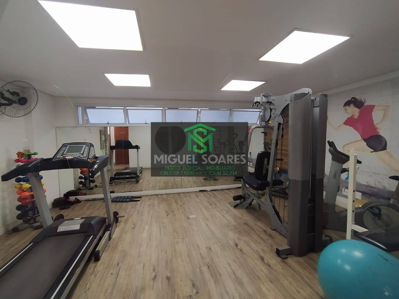 Apartamento à venda e aluguel com 3 quartos, 130m² - Foto 17