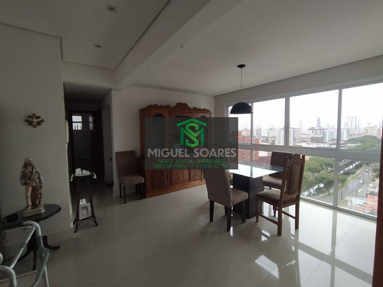 Apartamento à venda e aluguel com 3 quartos, 130m² - Foto 1