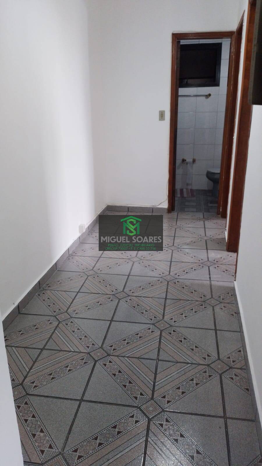 Apartamento para alugar com 2 quartos, 58m² - Foto 2
