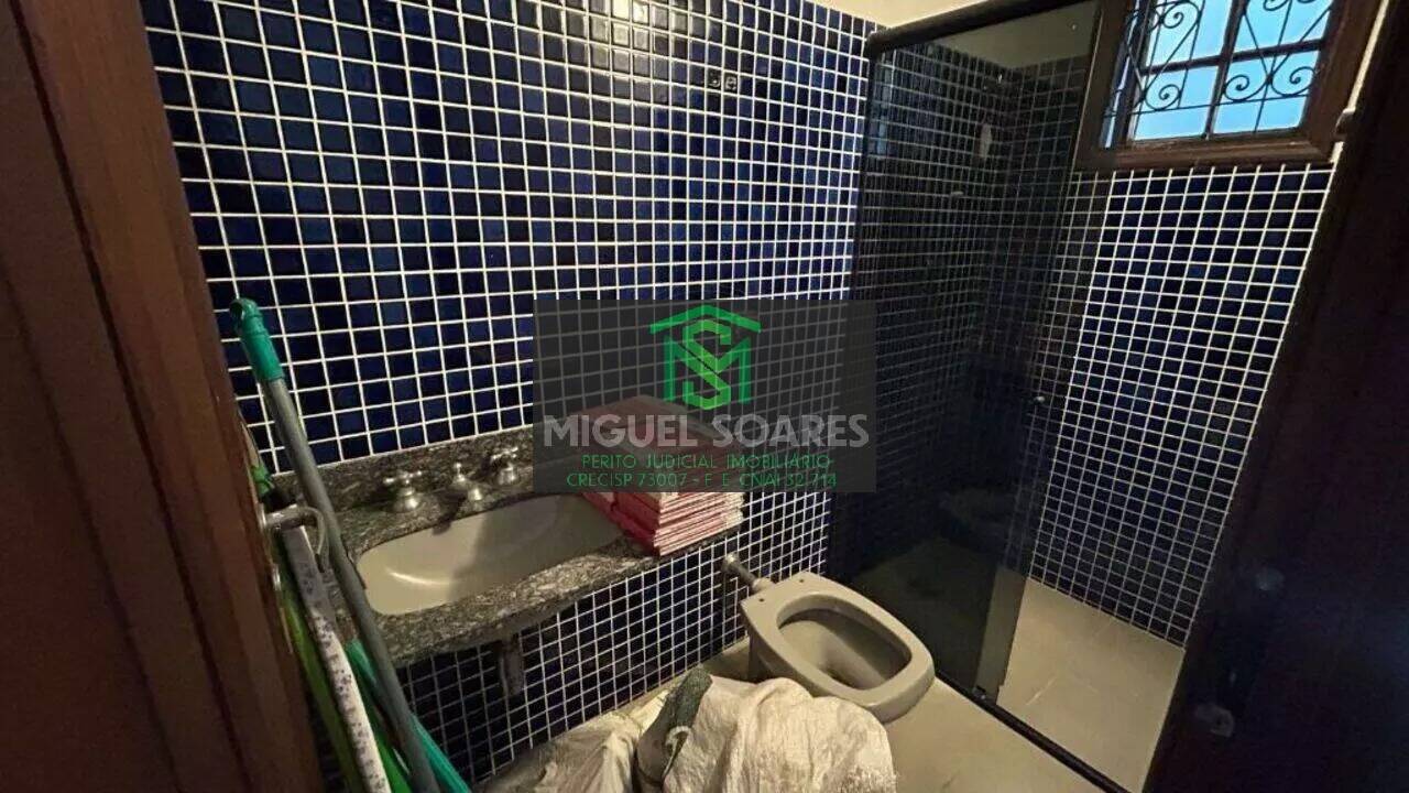 Casa à venda com 2 quartos, 96m² - Foto 8