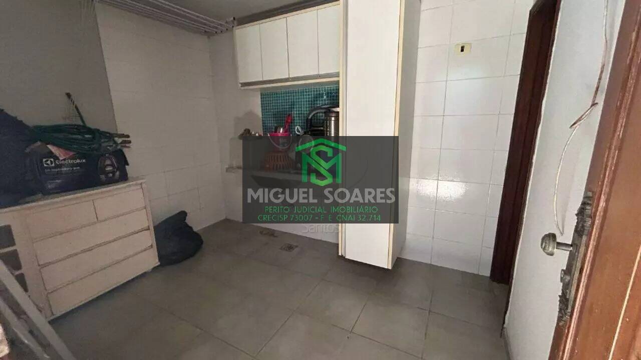 Casa à venda com 2 quartos, 96m² - Foto 12