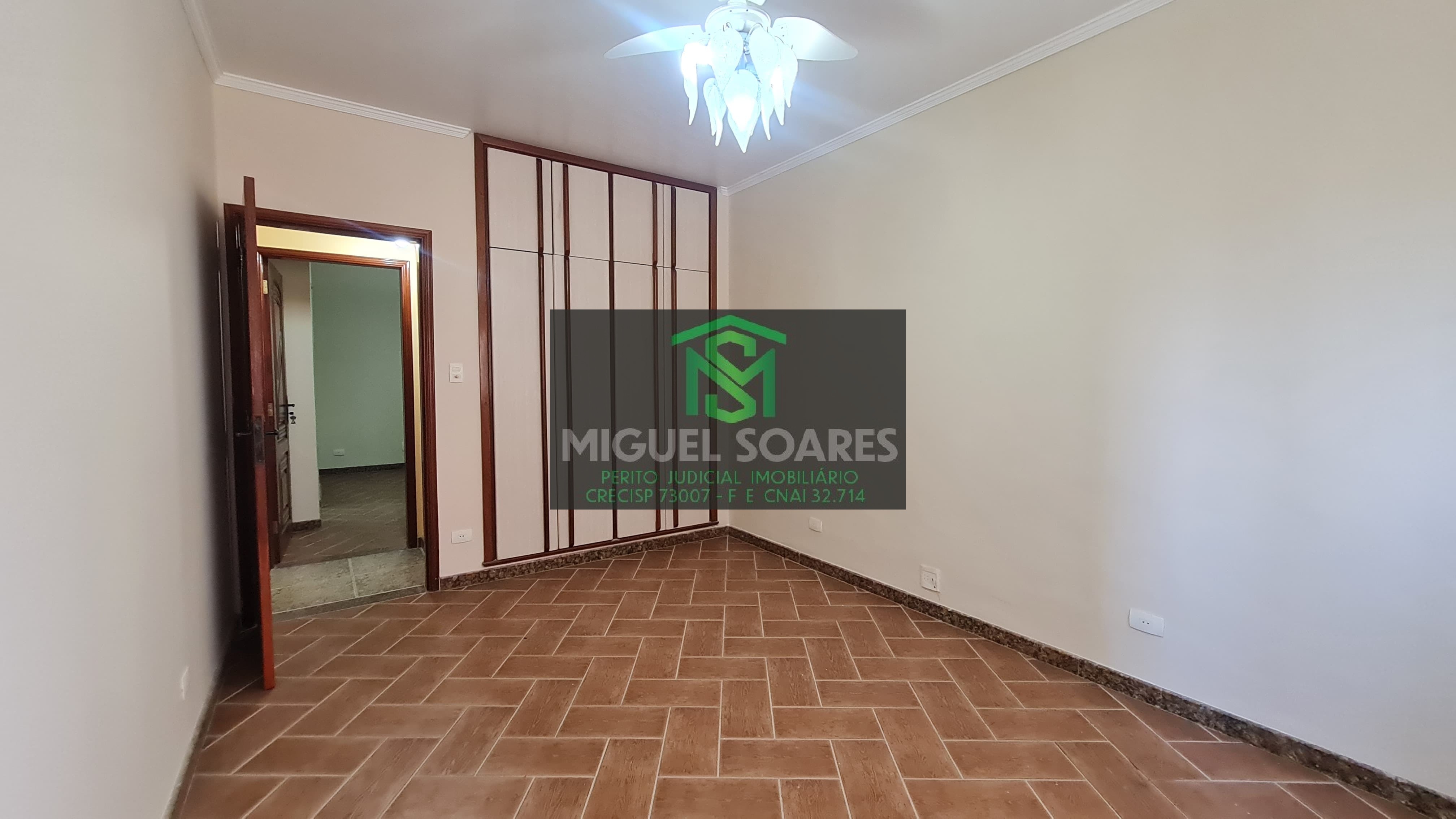 Apartamento à venda e aluguel com 3 quartos - Foto 9
