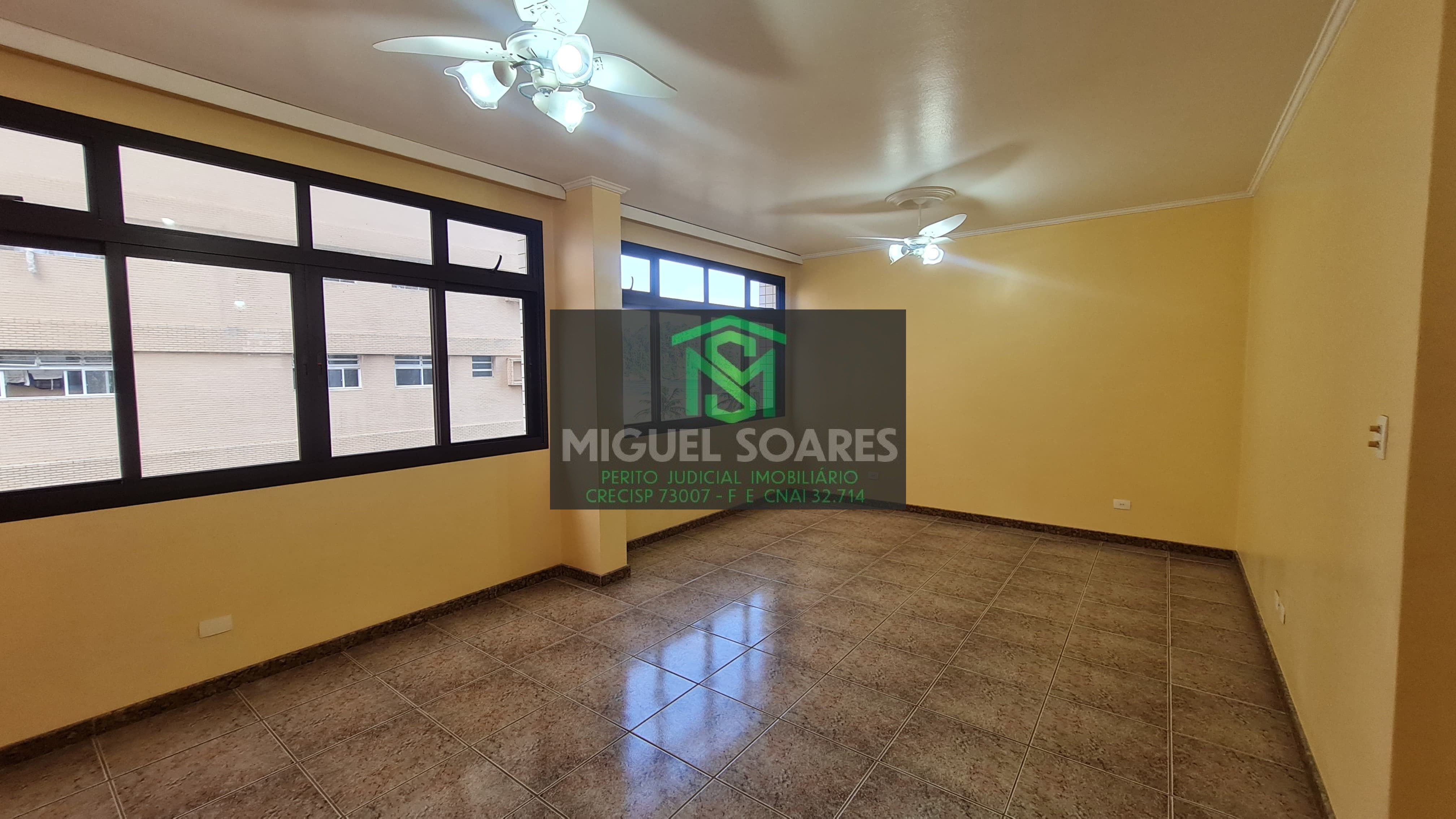 Apartamento à venda e aluguel com 3 quartos - Foto 1